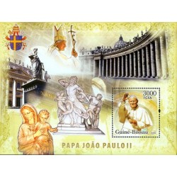 Bloc Feuillet Papes et Vatican -Guinée Bissau 2010