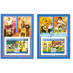 Football 2 blocs feuillets Centrafrique 1993