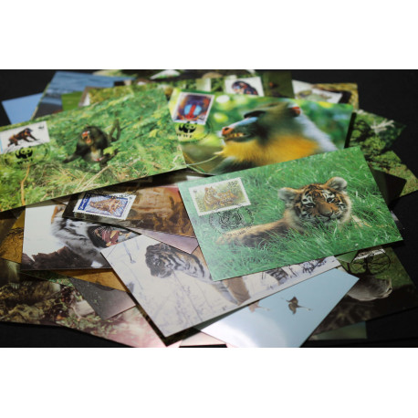 25 cartes philatéliques WWF