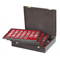 Coffret en bois massif CARUS avec 4 plateaux pour 127 monnaies de divers diamètres