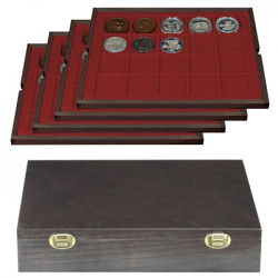 Coffret en bois massif CARUS avec 4 plateaux pour 80 monnaies/capsules jusqu'à  Ø 47 mm