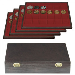 Coffret en bois massif CARUS avec 4 plateaux pour 96 monnaies/capsules jusqu'à  Ø 42 mm